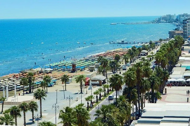 Apartment,Near The Beach Pinikoudes Larnaca Apartment
