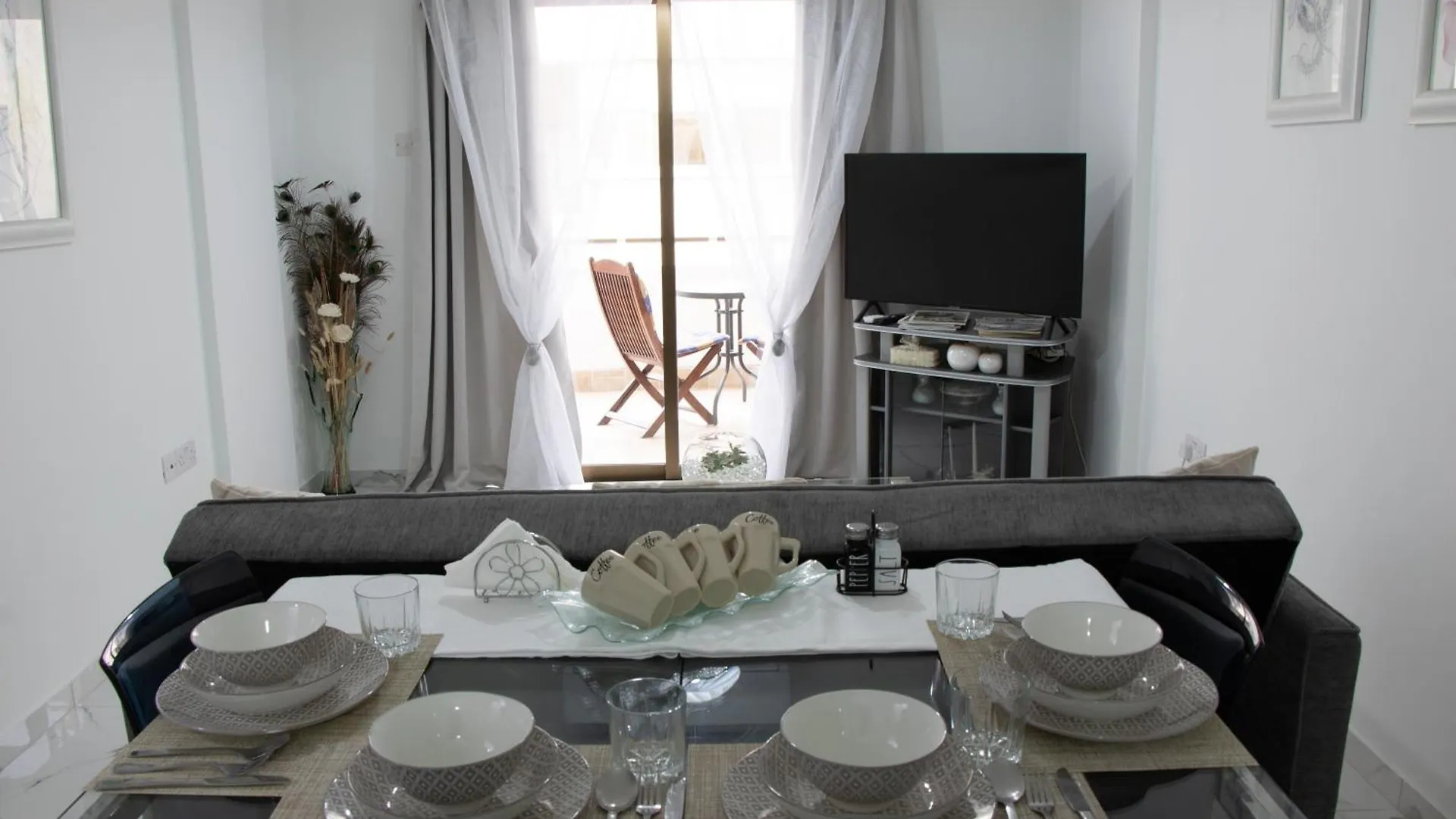 Apartment Apartment,Near The Beach Pinikoudes Larnaca